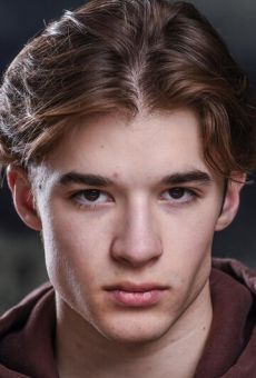 Эйвери Эстевес